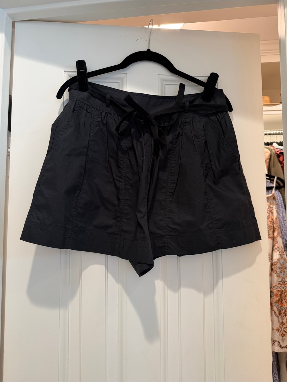 Ulla Johnson Black Tie-Waist Shorts size 4